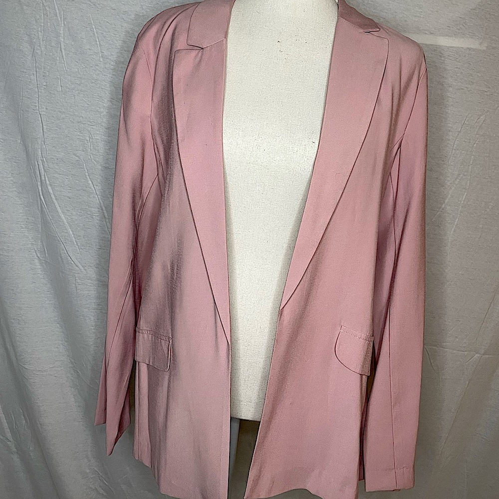 Light Pink Chic Blazer